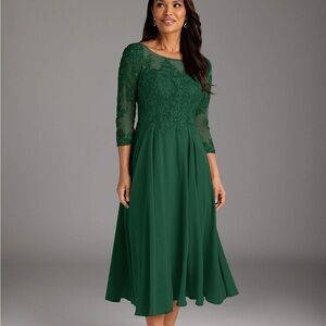 Azazie Marge, an A-line mother-of-the-bride/groom dress in Dark Green. Size 14